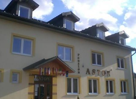 Penzion Aston Humenné Exterior photo