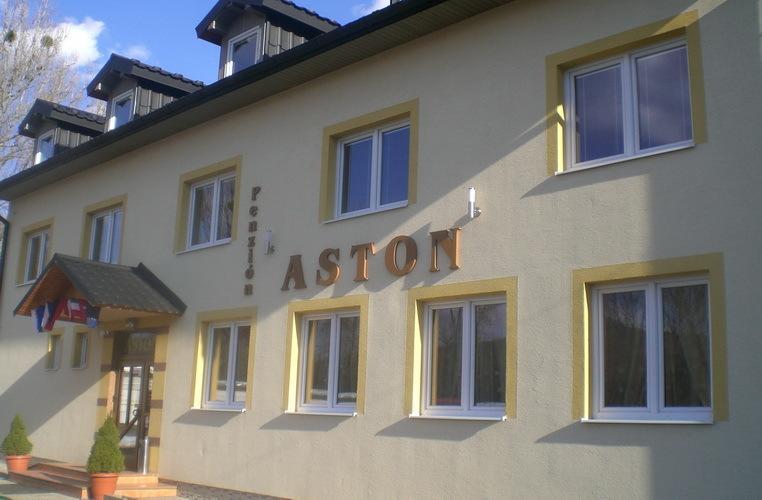 Penzion Aston Humenné Exterior photo